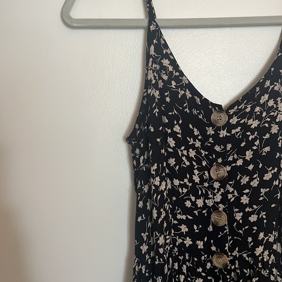 Floral Dress - Picture 2 of 5